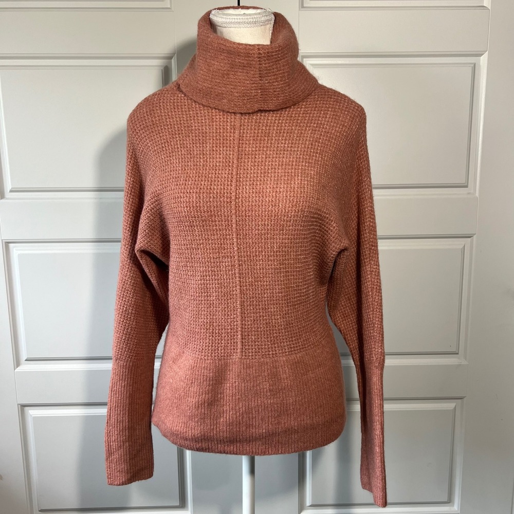Express Women's XS Rose Pink Waffle Knit Turtle Cowl Neck Dolman Sleeve‎ Sweater